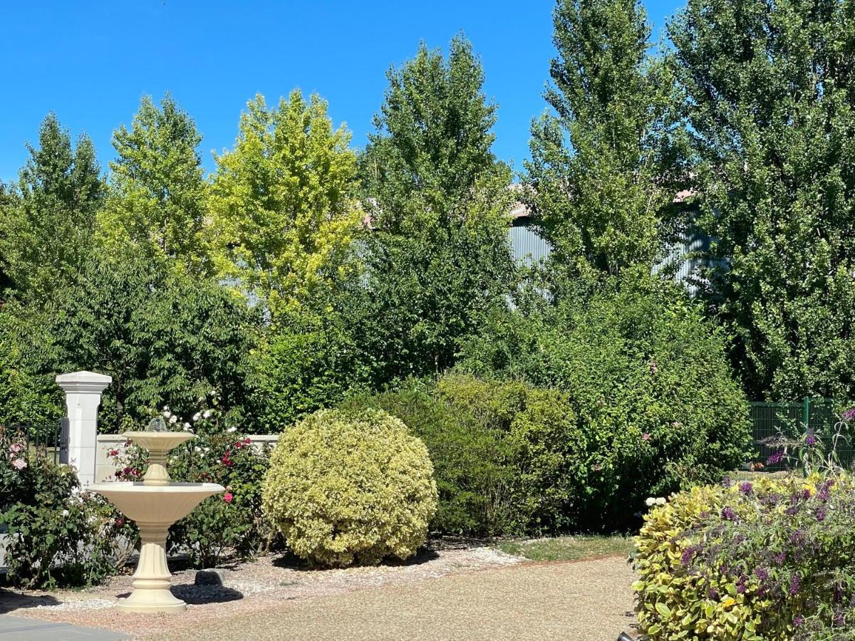 Domaine Du Clos Pallacien Paillé Εξωτερικό φωτογραφία