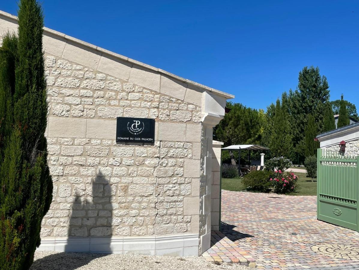 Domaine Du Clos Pallacien Paillé Εξωτερικό φωτογραφία